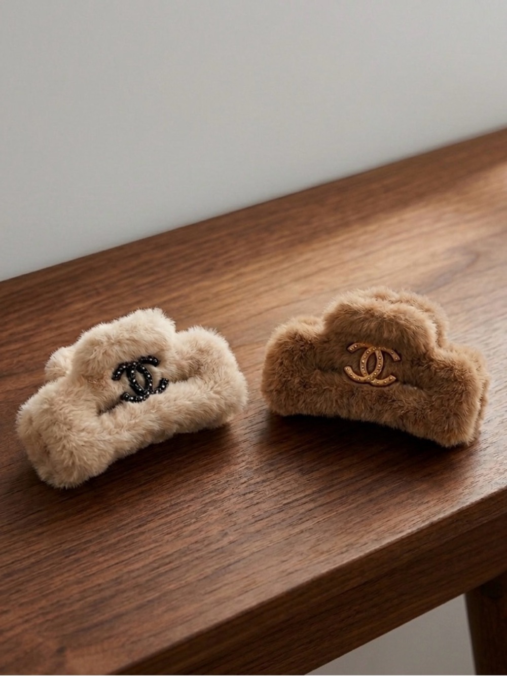Super Chic Fuzzy Claw Clips – Brand New